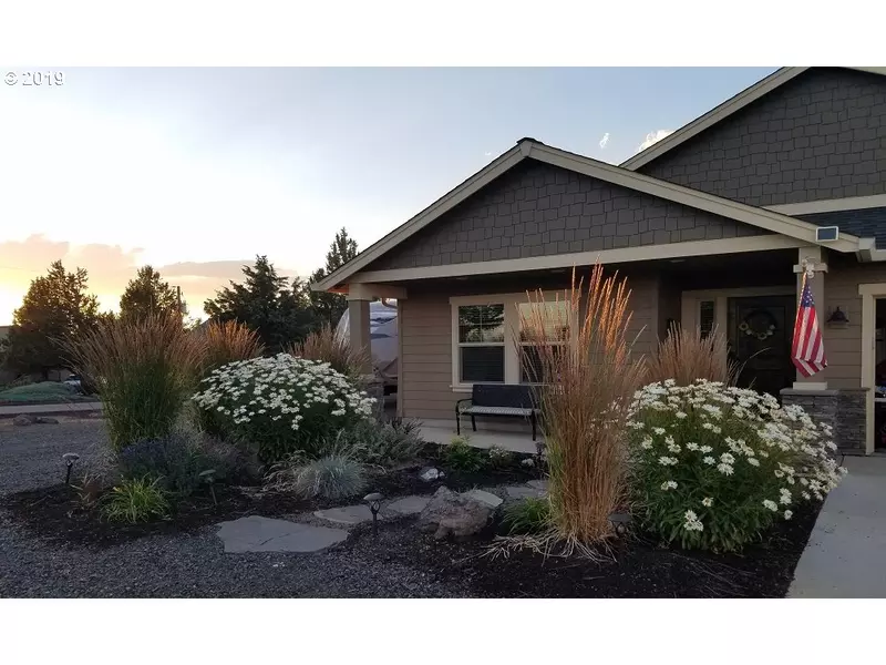 8720 SW PANORAMA RD, Terrebonne, OR 97760