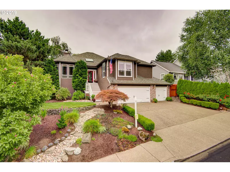 13648 SW LAUREN LN, Tigard, OR 97223