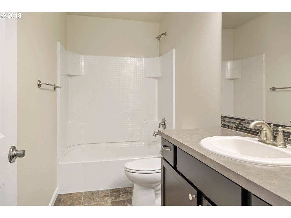 Vancouver, WA 98682,16615 NE 93RD WAY