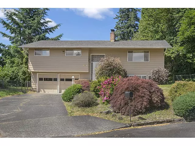 Milwaukie, OR 97267,15651 SE HOLLY CT