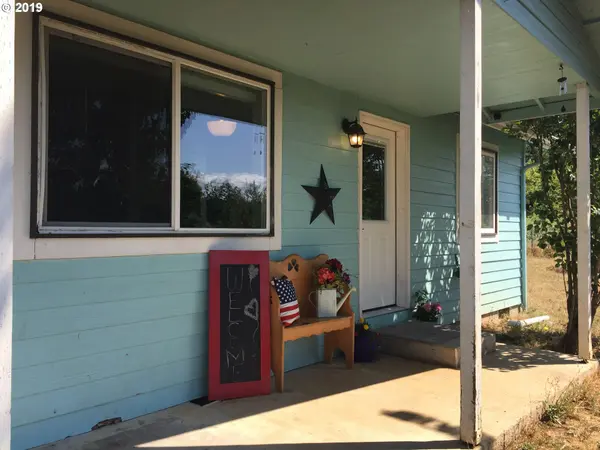 535 S 16TH ST, Cottage Grove, OR 97424