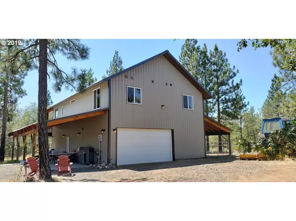 Goldendale, WA 98620,451 MEADOW LN