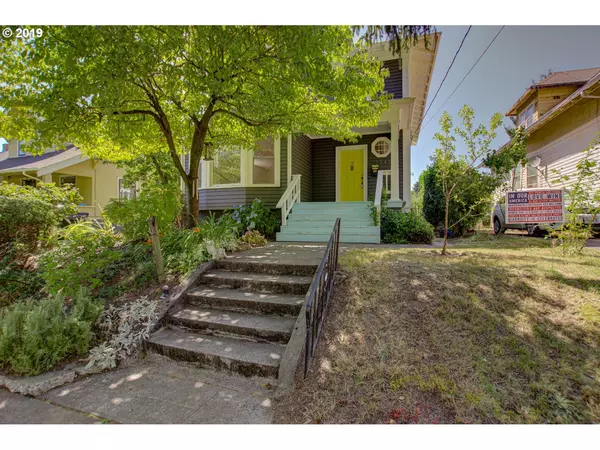 3947 N COLONIAL AVE, Portland, OR 97227