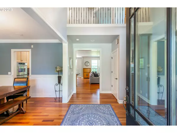 Eugene, OR 97401,2153 KINGFISHER WAY