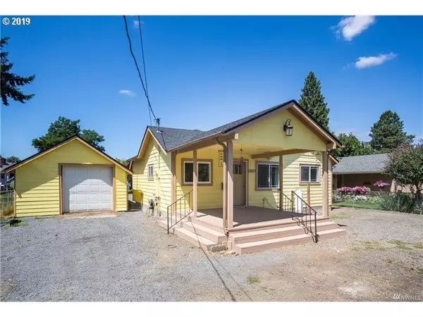 1209 S 11TH AVE, Kelso, WA 98626