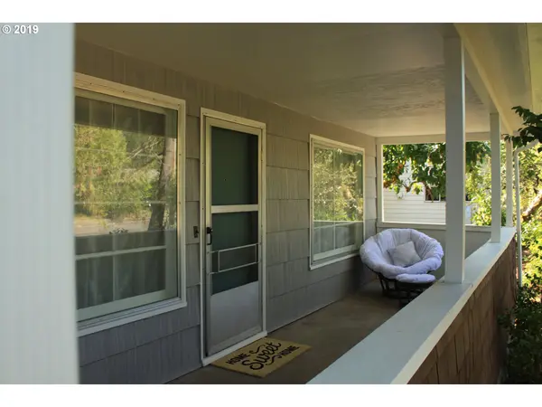 Eugene, OR 97405,2209 PIERCE ST