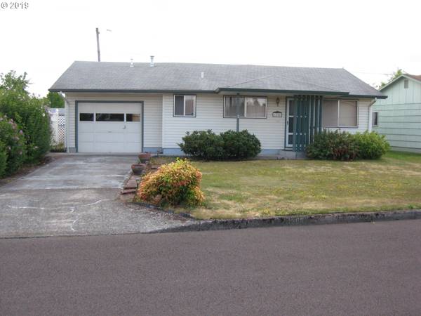 1306 HAMPTON WAY, Woodburn, OR 97071