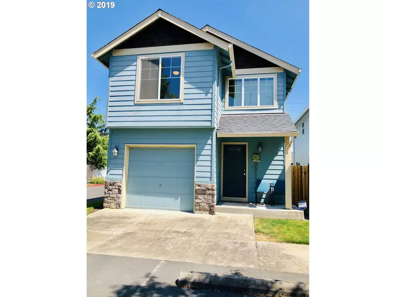 925 S RIVER ST #1, Newberg, OR 97132