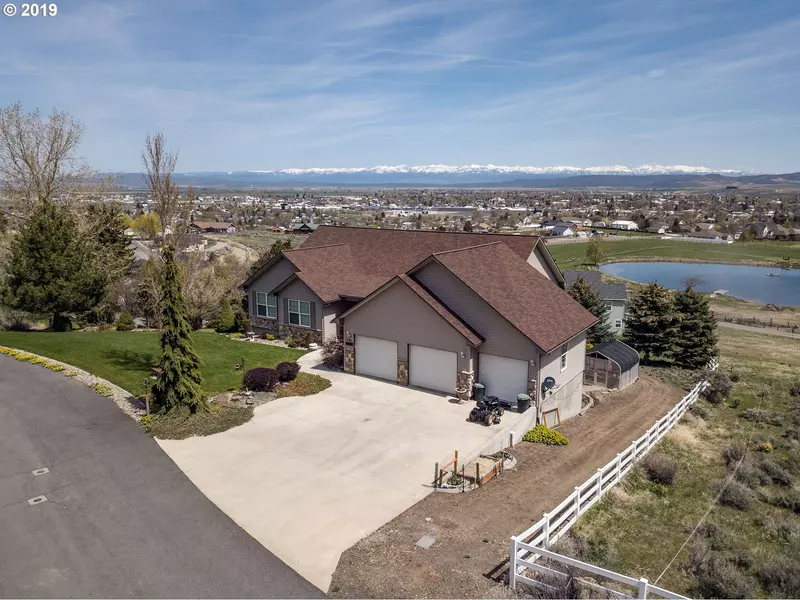 750 SCENIC VISTA LN, Baker City, OR 97814