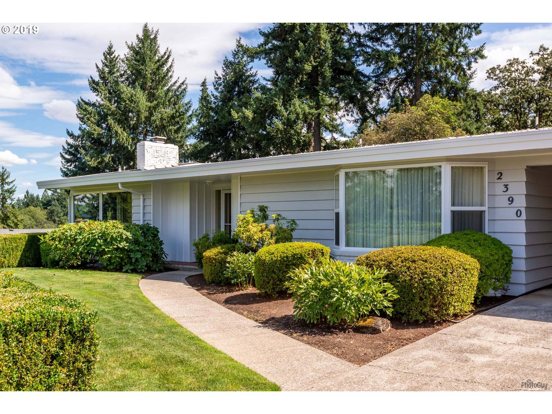 2390 W 23RD AVE, Eugene, OR 97405