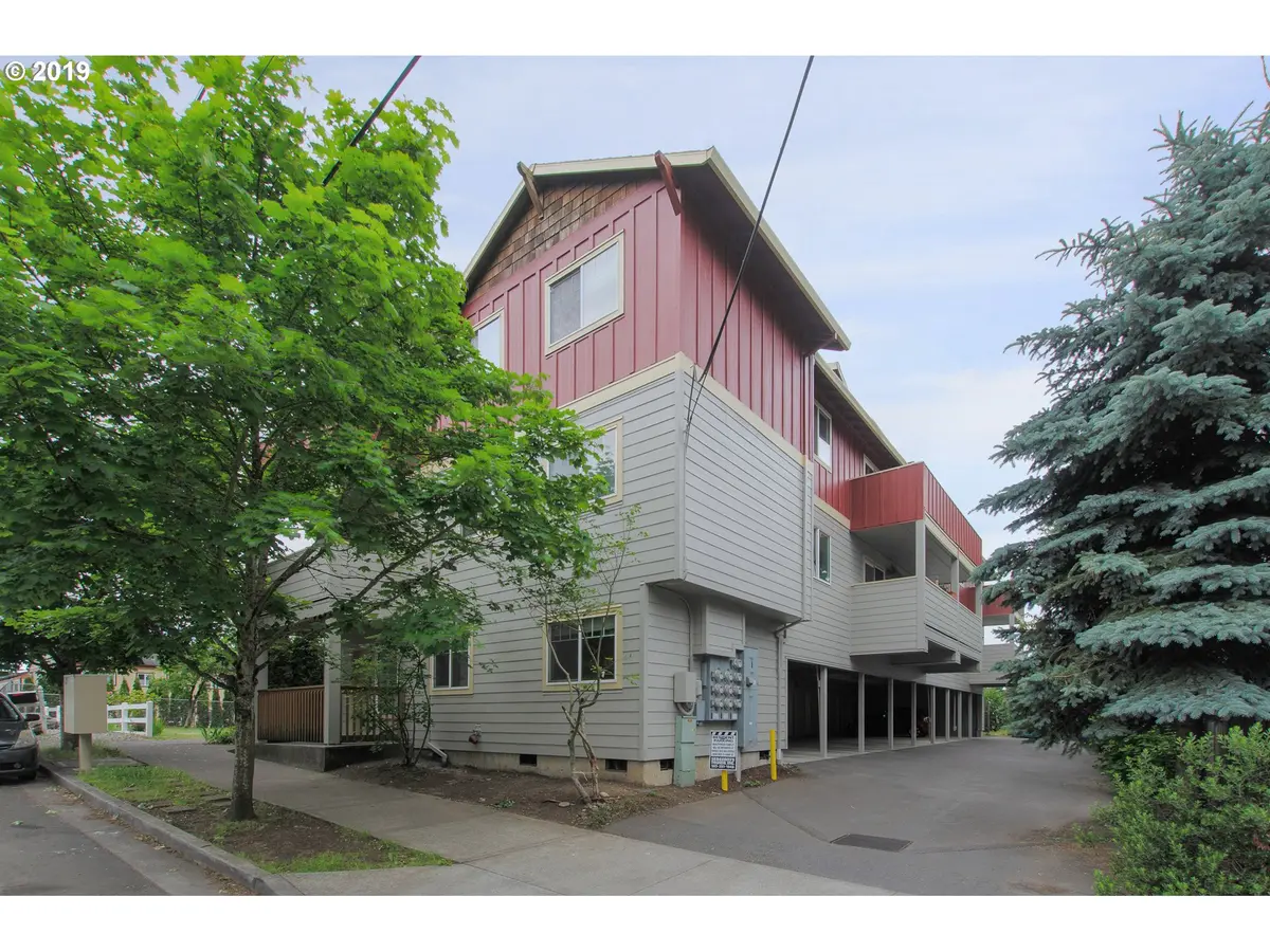 Portland, OR 97233,225 SE 126TH AVE
