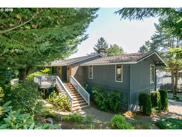 8 YORICK ST, Lake Oswego, OR 97035