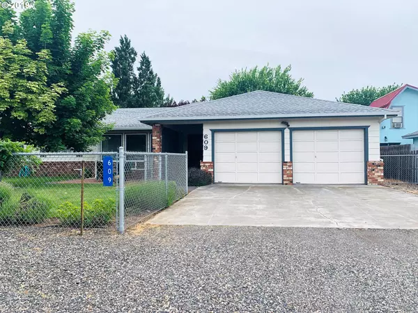 Dallesport, WA 98617,609 FIFTH AVE