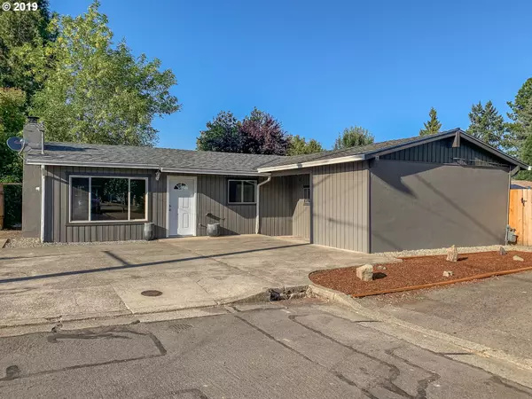 525 W WARREN CT, Roseburg, OR 97471