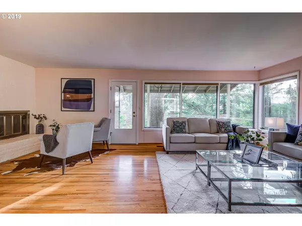 Lake Oswego, OR 97034,15136 GLEN EAGLES CT