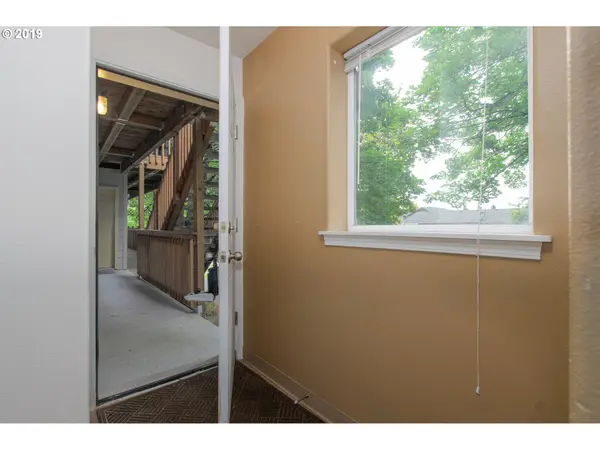 Portland, OR 97233,225 SE 126TH AVE