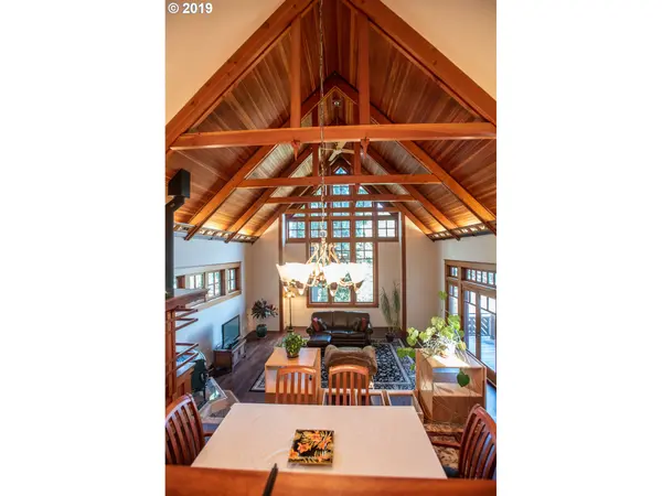 3868 MONROE ST, Eugene, OR 97405