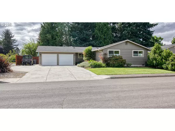 Springfield, OR 97477,716 ROWAN AVE