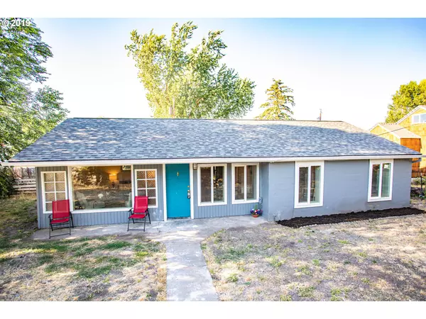 1323 E 15TH, The Dalles, OR 97058