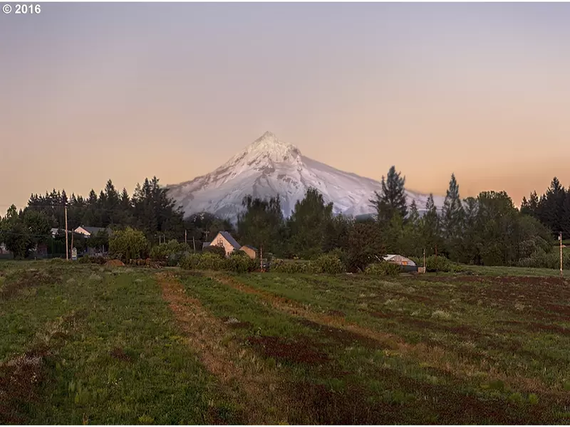 Ruth LN, Gresham, OR 97080