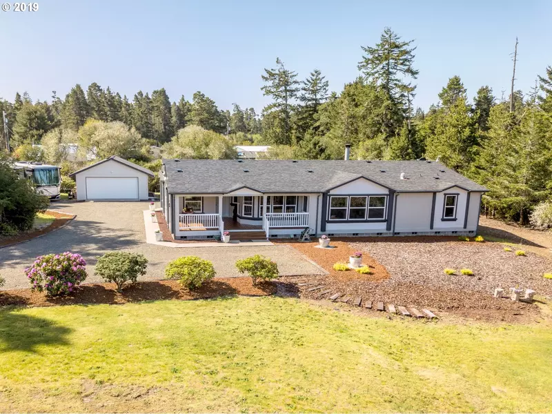 5506 BROWNINGS CORNER RD, Florence, OR 97439