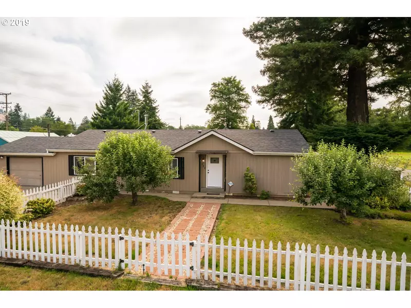 182 9TH ST, Lyons, OR 97358