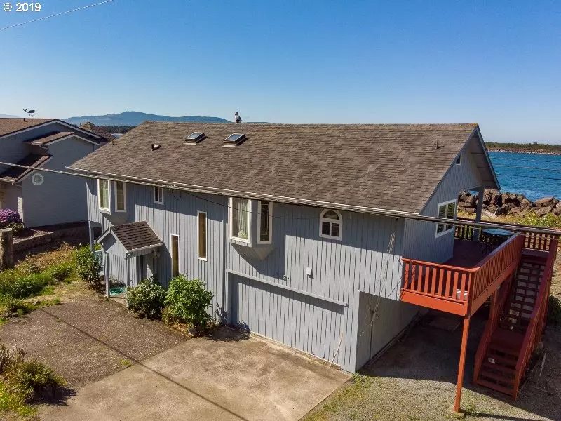 15020 HWY 101 N, Rockaway Beach, OR 97136