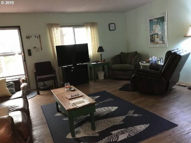 Florence, OR 97439,1600 RHODODENDRON DR #176
