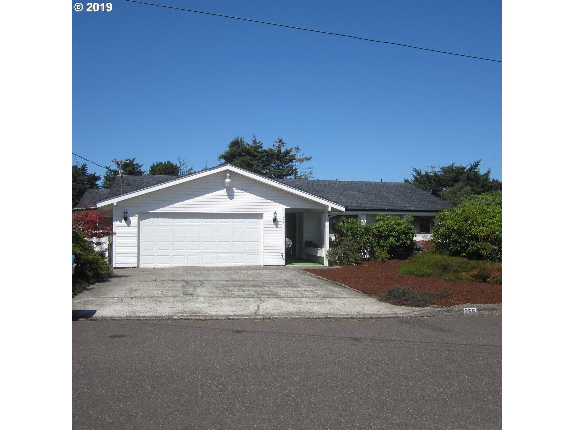 Florence, OR 97439,255 JUNIPER ST