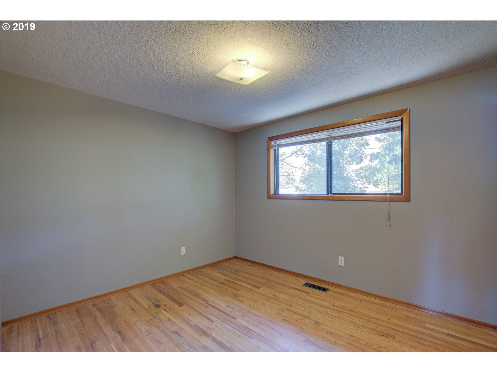 Portland, OR 97236,3046 SE 141ST AVE