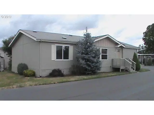 Mc Minnville, OR 97128,4155 NE 3 Mile LN #97