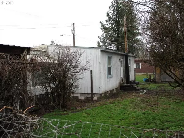 Elgin, OR 97827,330 S 17TH AVE