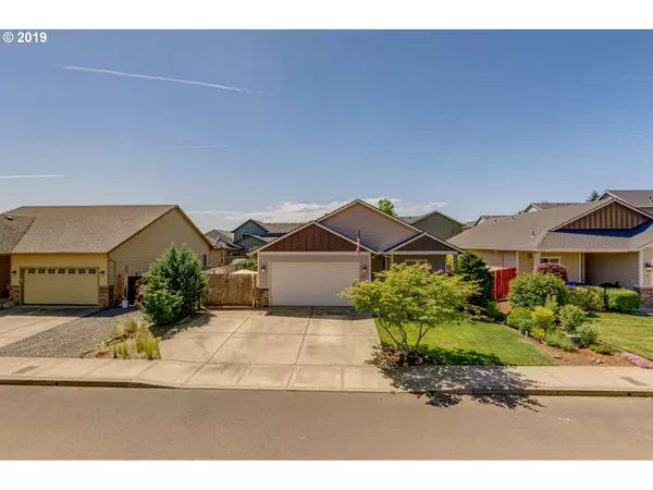 1151 SE REGAN HILL LOOP, Estacada, OR 97023