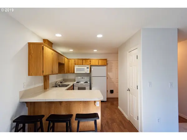 79 SE 176TH PL, Portland, OR 97233