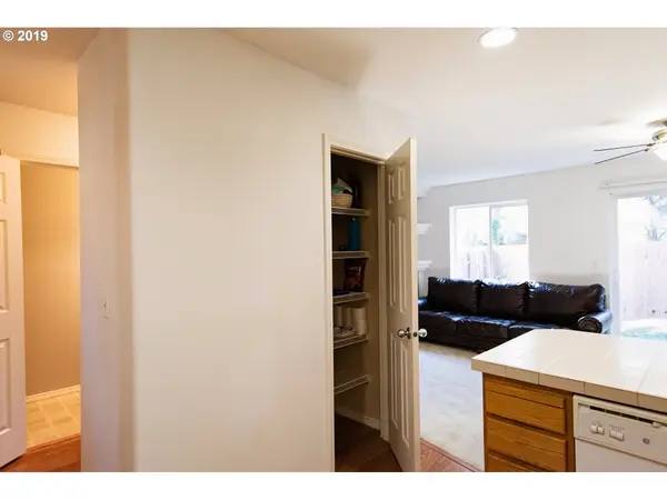 79 SE 176TH PL, Portland, OR 97233