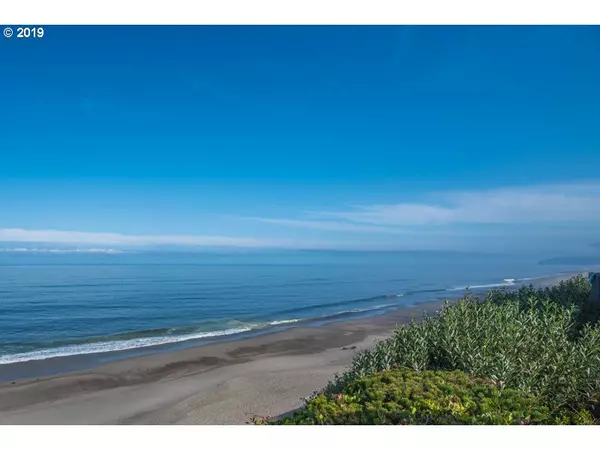 Gleneden Beach, OR 97388,5645 EL CIRCULO AVE