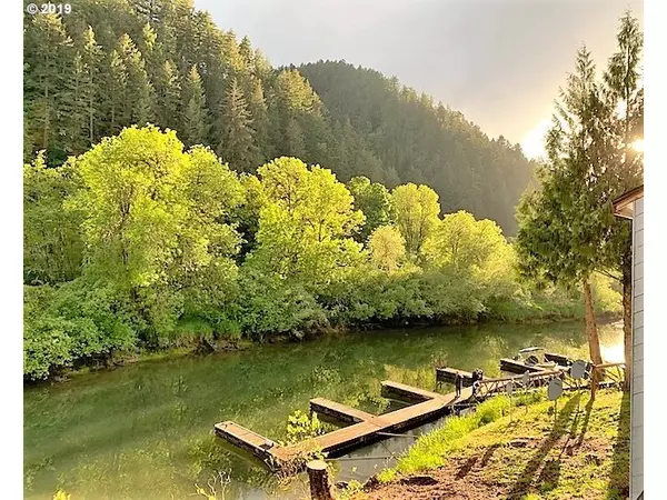 Reedsport, OR 97467,43605 STATE HIGHWAY 38, #13