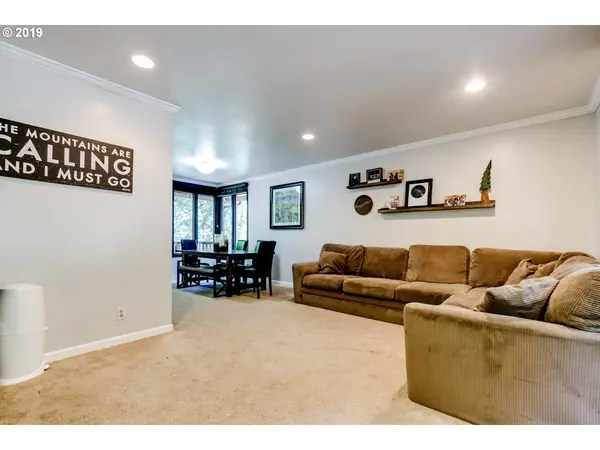 1775 CAMEO DR, Eugene, OR 97405