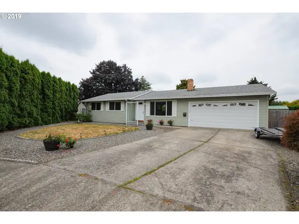 15812 NE TILLAMOOK CT, Portland, OR 97230