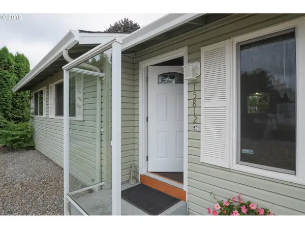 15812 NE TILLAMOOK CT, Portland, OR 97230