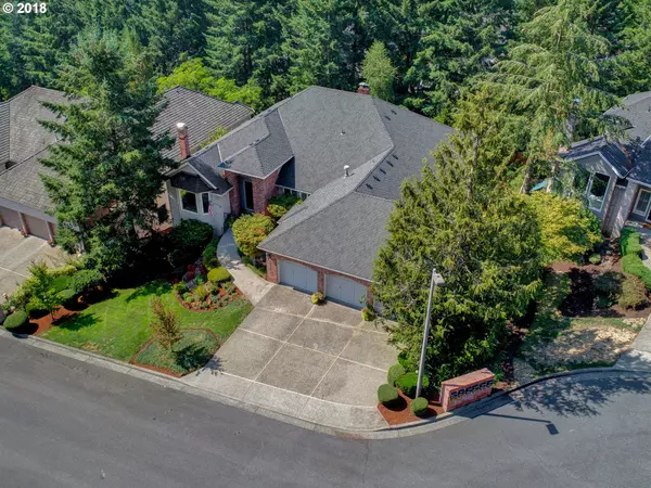 Lake Oswego, OR 97034,19114 35TH PL