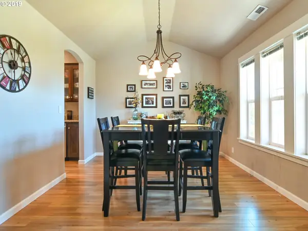 3495 CABERNET LN, Eugene, OR 97404