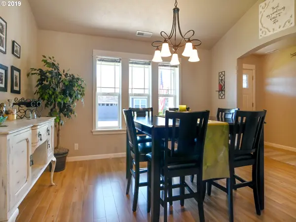 3495 CABERNET LN, Eugene, OR 97404