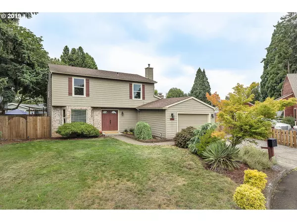 204 CHRISTOPHER CT, Molalla, OR 97038