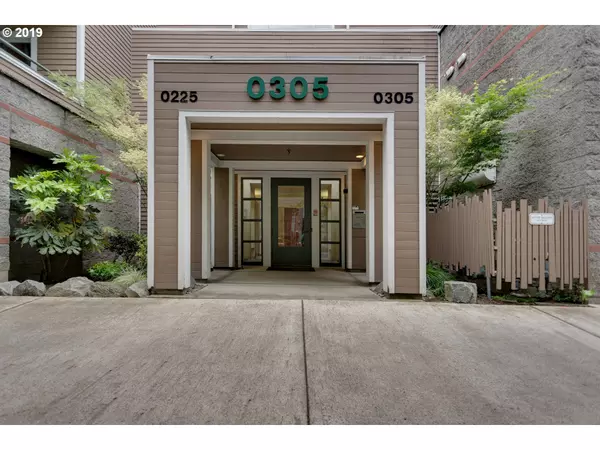 0305 SW MONTGOMERY ST #504, Portland, OR 97201