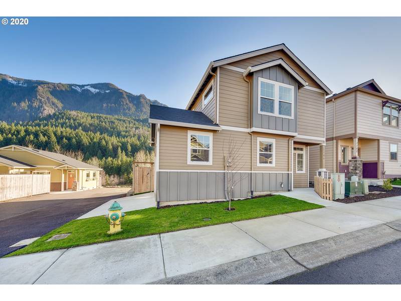 1156 CHINOOKAN DR, Cascade Locks, OR 97014