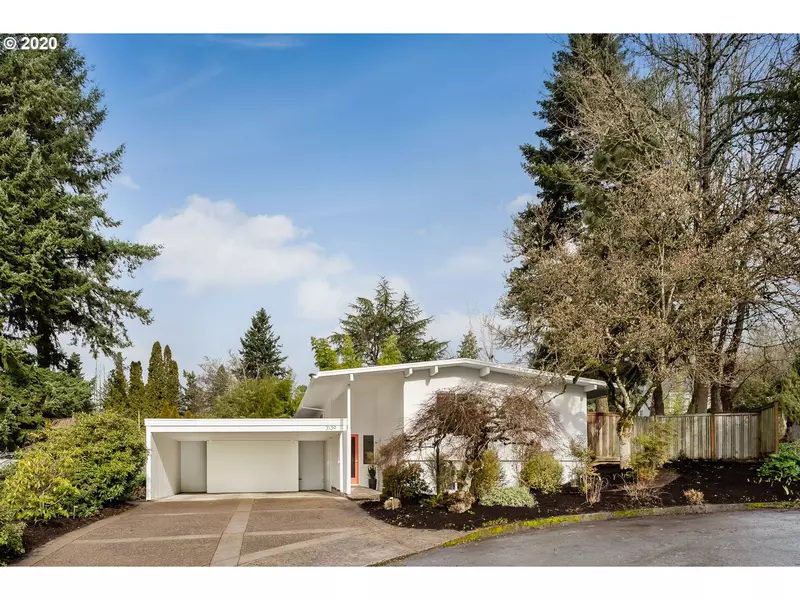 3139 SW MITCHELL CT, Portland, OR 97239