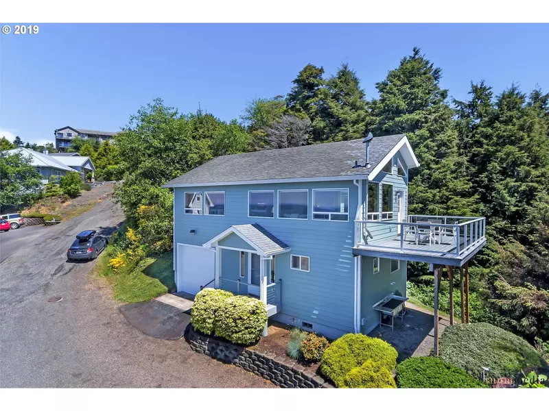 630 PACIFIC VIEW DR, Rockaway Beach, OR 97136