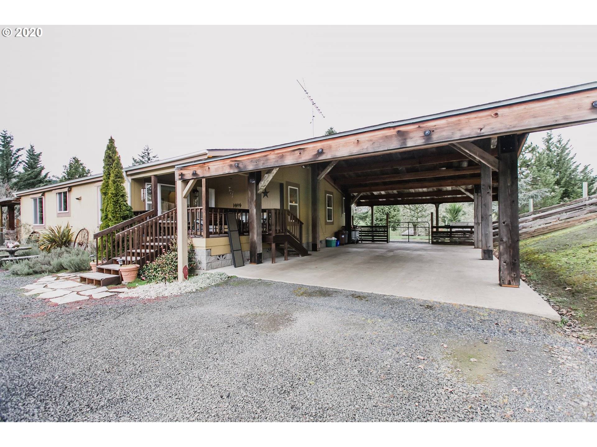 Oakland, OR 97462,1065 ROLLING RIDGE RD