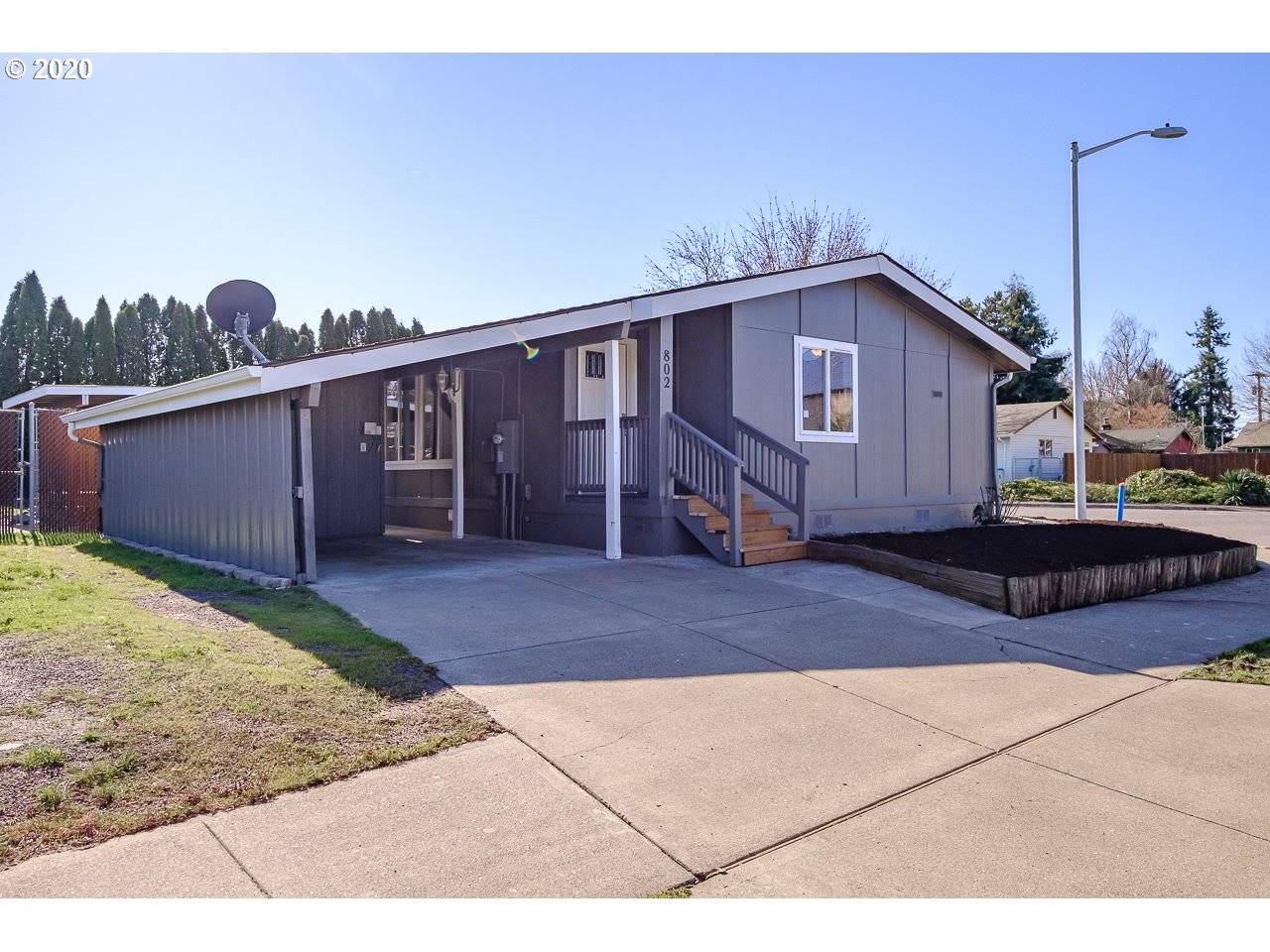 802 NE HIDE AWAY DR, Mc Minnville, OR 97128